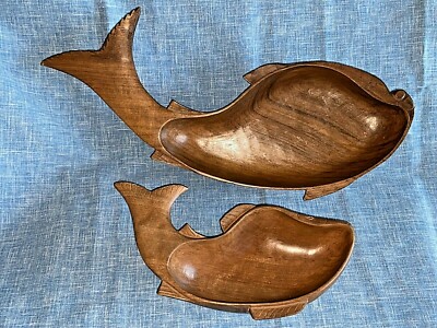 Vtg Pair of Hand Carved Wood Wooden Fish Shaped Serving Appetizer Chip Bowls