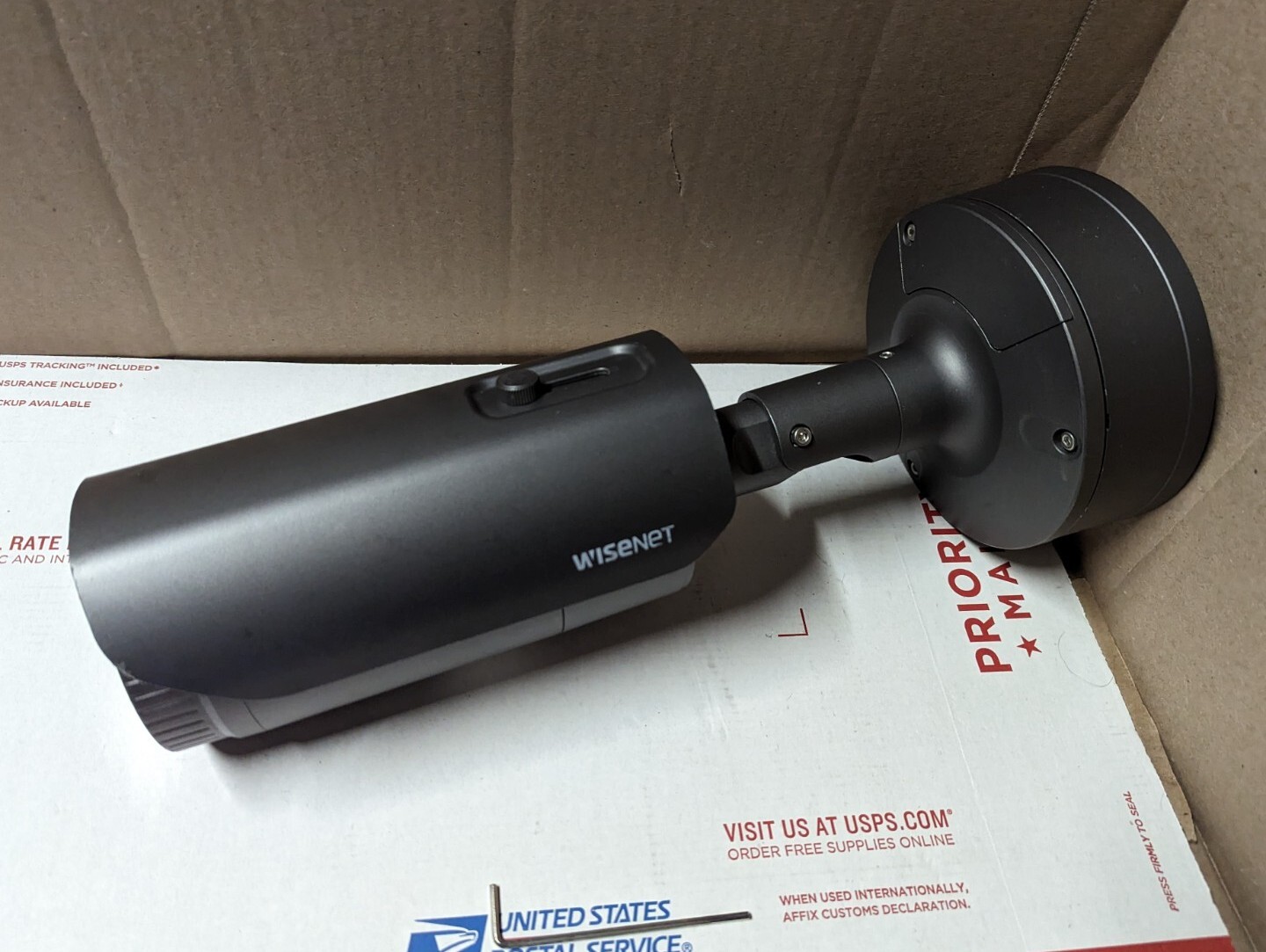 XNO8080R 5mp used Zoom Outdoor Bullet IP Camera Techwin