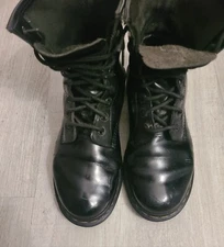 Doc Dr. Martens 1450 16 Hole Combat Boot  size UK 7 US 9L 8M Good Condition 