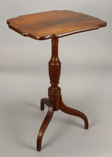 = vers 1790-1800 support de bougie inclinable fédéral / table d'appoint, pieds d'araignée, américain - Photo 1/21