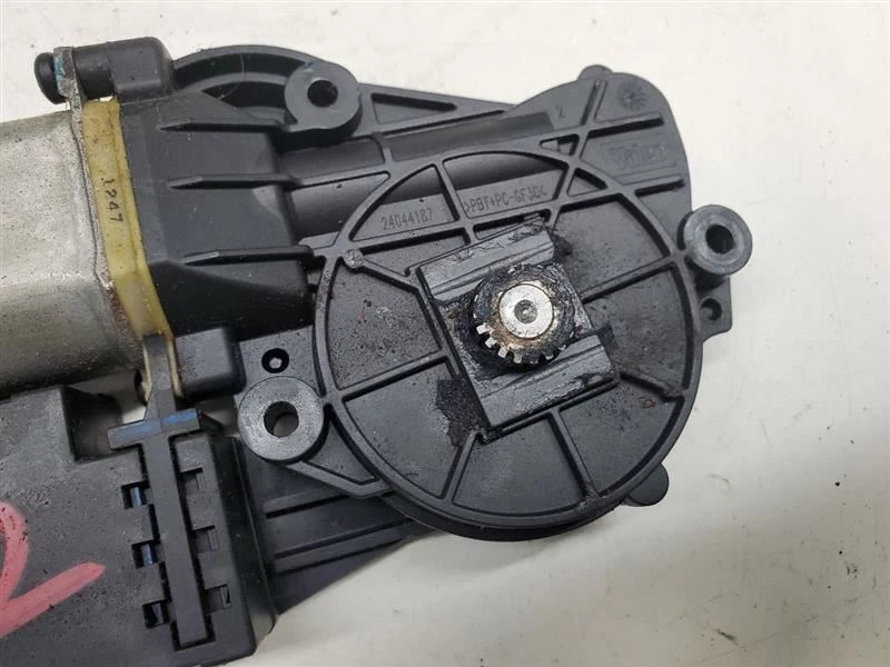 2005-2010, Cadillac STS, мотор на крыше с электроприводом люка, номер детали: A08149214210 - Изображение 2 из 4