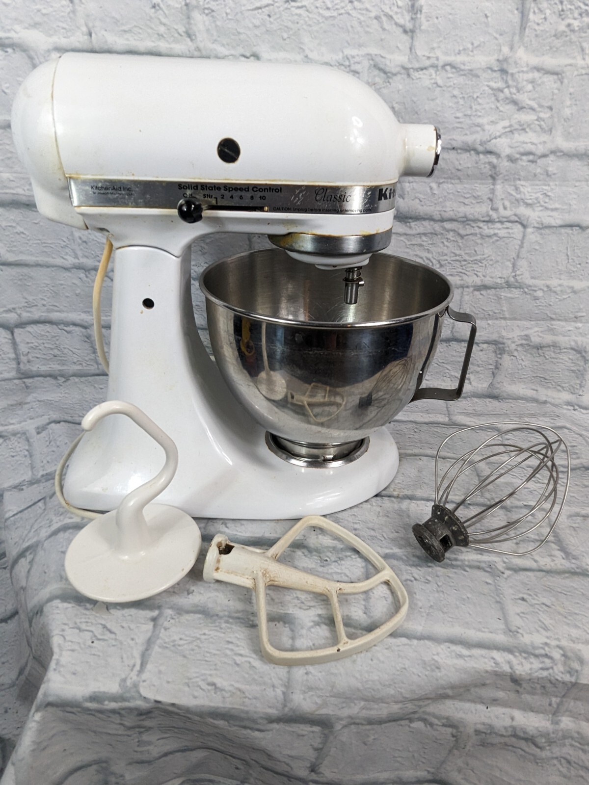 KitchenAid K45SSWH 10 Speed Tilt Head Standing Mixer, 3 Attachments