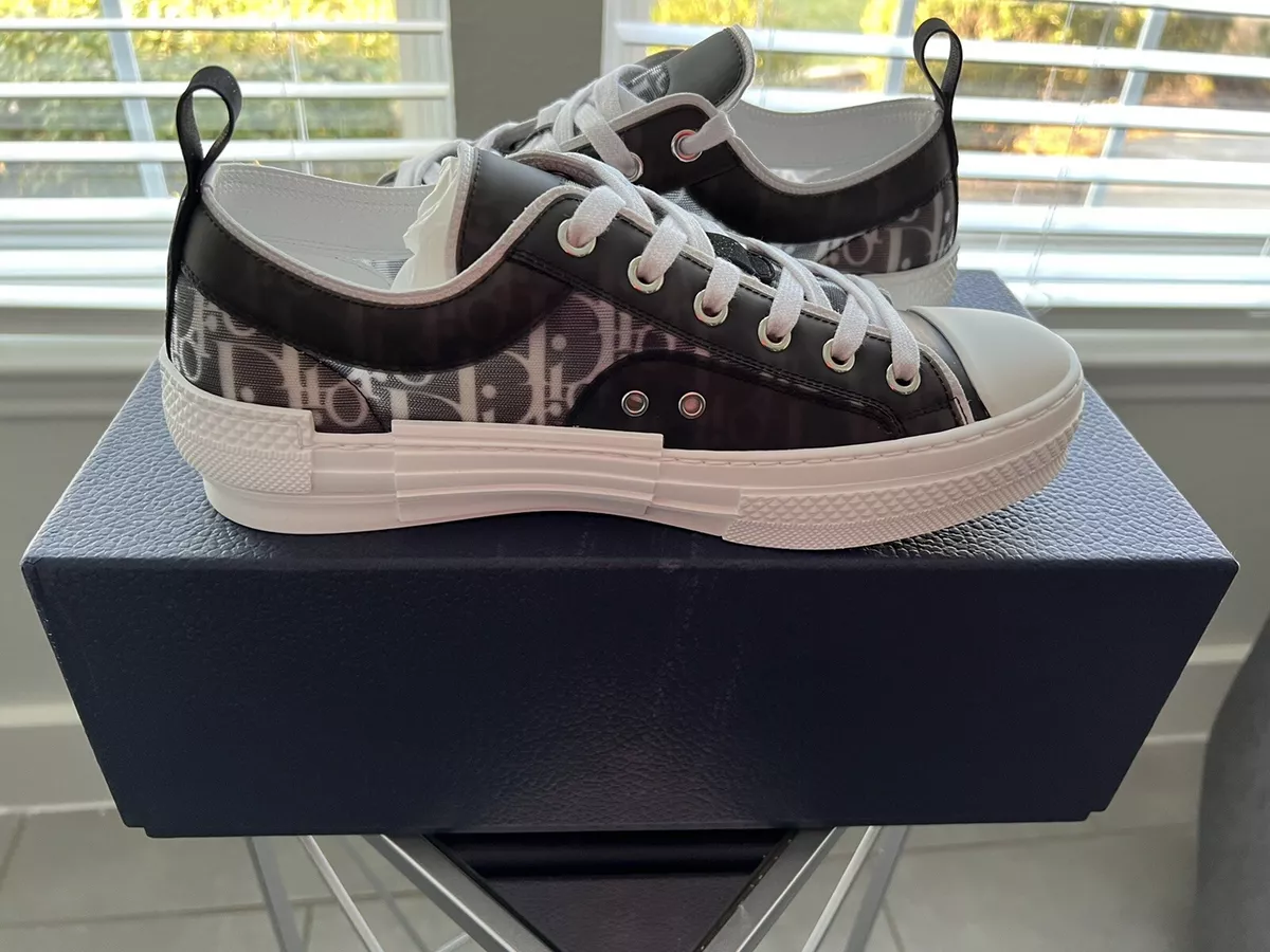Dior B23 LOW-TOP SNEAKER Black and White Oblique Canvas