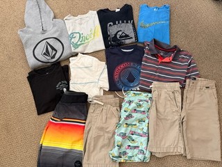 EUC Boys Lot of 13 Size Large 10 12 Ripcurl Volcom Old Navy T Shirt Shorts Swim
