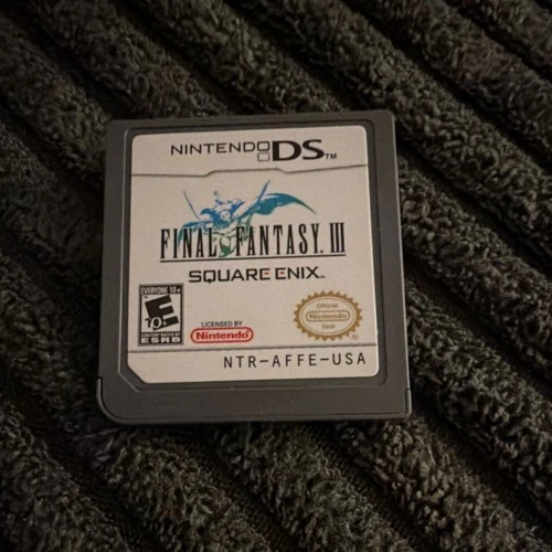 Square Enix Final Fantasy III Nintendo DS NTSC-U/C Role Playing Game Cartridge
