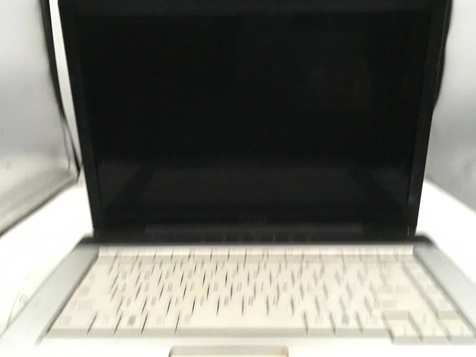 TOSHIBA SATELLITE A215-S7407 - PARA PIEZAS - AMD ATHLON X2 - SIN RAM - LEER DESC-BB Foto 2 de 4