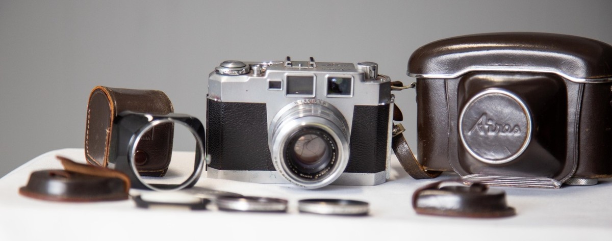 Aires 35 III L Rangefinder Camera w Case Filters Lens Hood As-Is