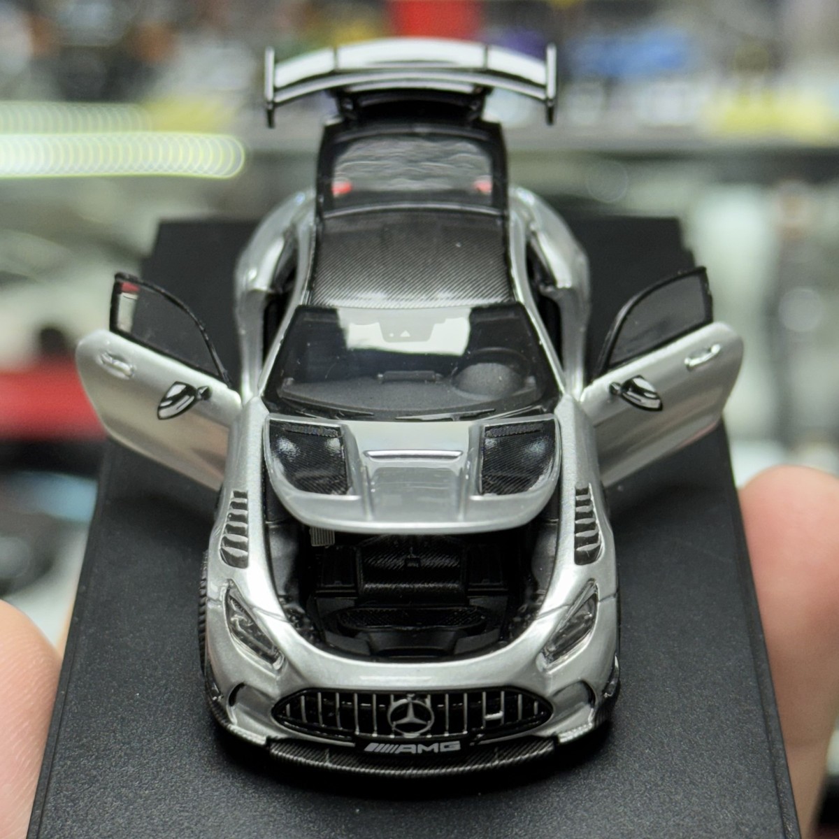MJ 1/64 AMG GT ブラックシリーズ 全開閉モデル MJ 1:64 AMG GT Black Series Alloy Model Car with Full Opening