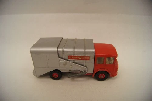 MATCHBOX LESNEY King Size K-7 Refuse Truck Red 1960s ENGLAND