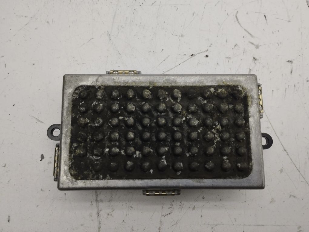 BMW 7 F01 F02 F03 F04 2009 Heating Fan Regulator Resistor 9179413  