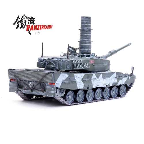 Panzerkampf 12226PF - 1:72 Leopardo 2A4 (con Snorkel) Noruega, Camuflaje Invierno - Imagen 2 de 6