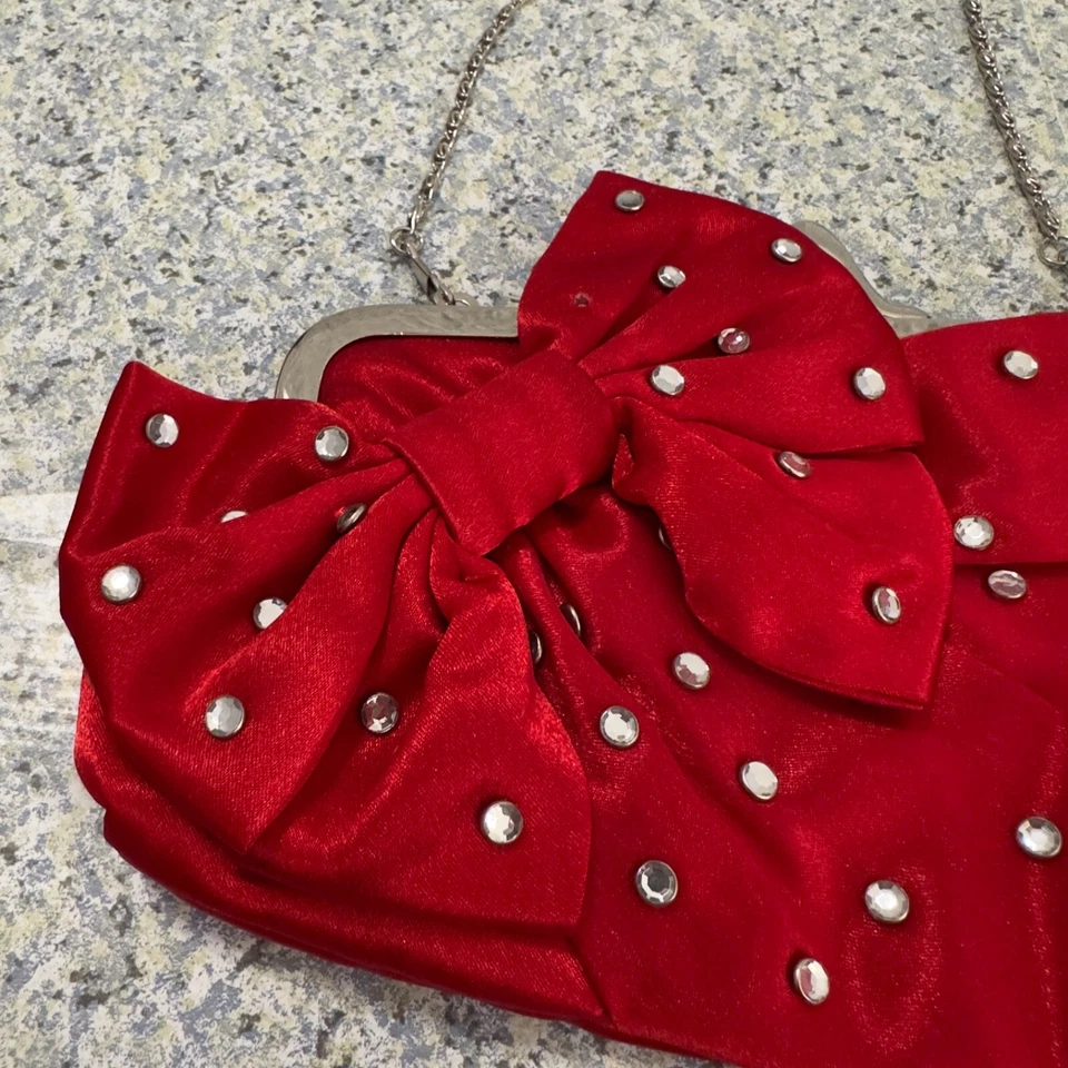 Bolso sin asas rojo satinado estrás tacón alto beso noche bolso cartera pin up Rockabilly Foto 4 de 4