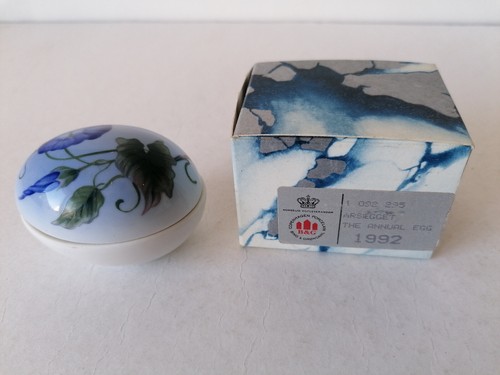 B & G Bing & Gröndahl Egg Porcelain Jahresei 1992 Lim. Edition No. 553/5000 - Picture 7 of 7