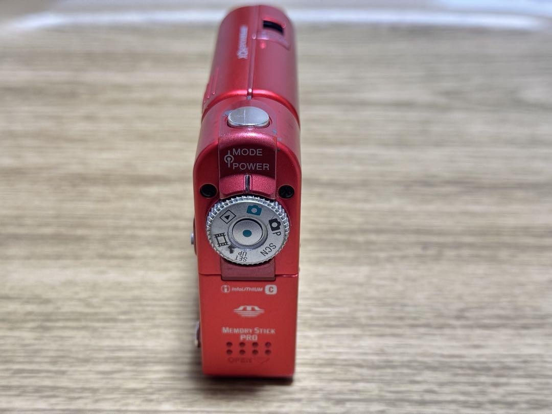 SONY Cyber-shot DSC-F77 レッド Sony Cyber-Shot DSC-F77A Red 4.0MP Digital Camera [Near Mint
