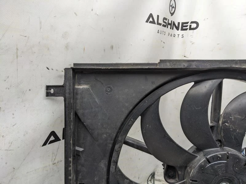 Conjunto de motor ventilador de refrigeración radiador Nissan Versa 2012-2019 1,6 L 21481-3AB3A *ReaD* Foto 4 de 4