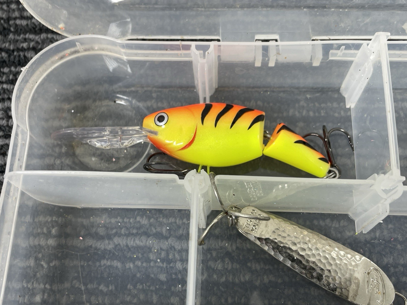 🔥 Lot Of Fishing Lures • Rapala Jigs Poppers Spoon & Box Catch Bass Trout Fish - Image 2