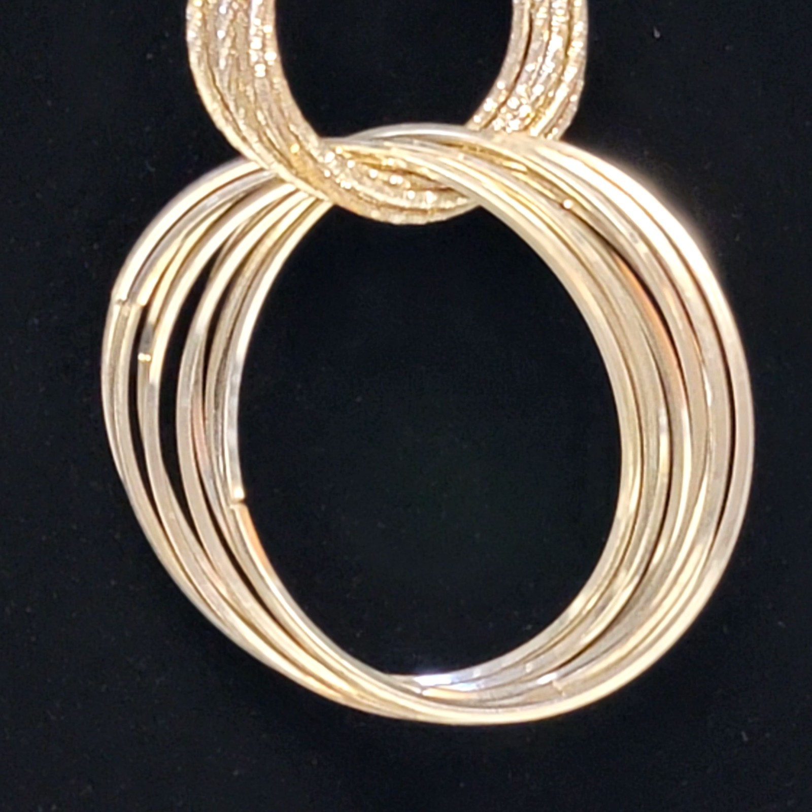 Silver Tone Interlocking Rings Pendant Necklace 3… - image 5