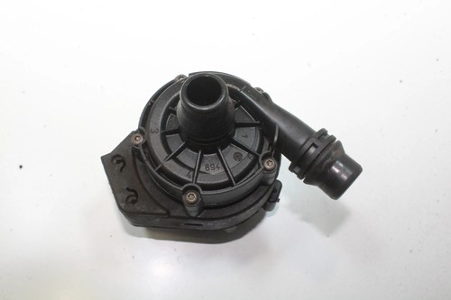 BMW 3 F30 330E Hilfswasserpumpe 8638240 2.0 Hybrid 185KW 2017