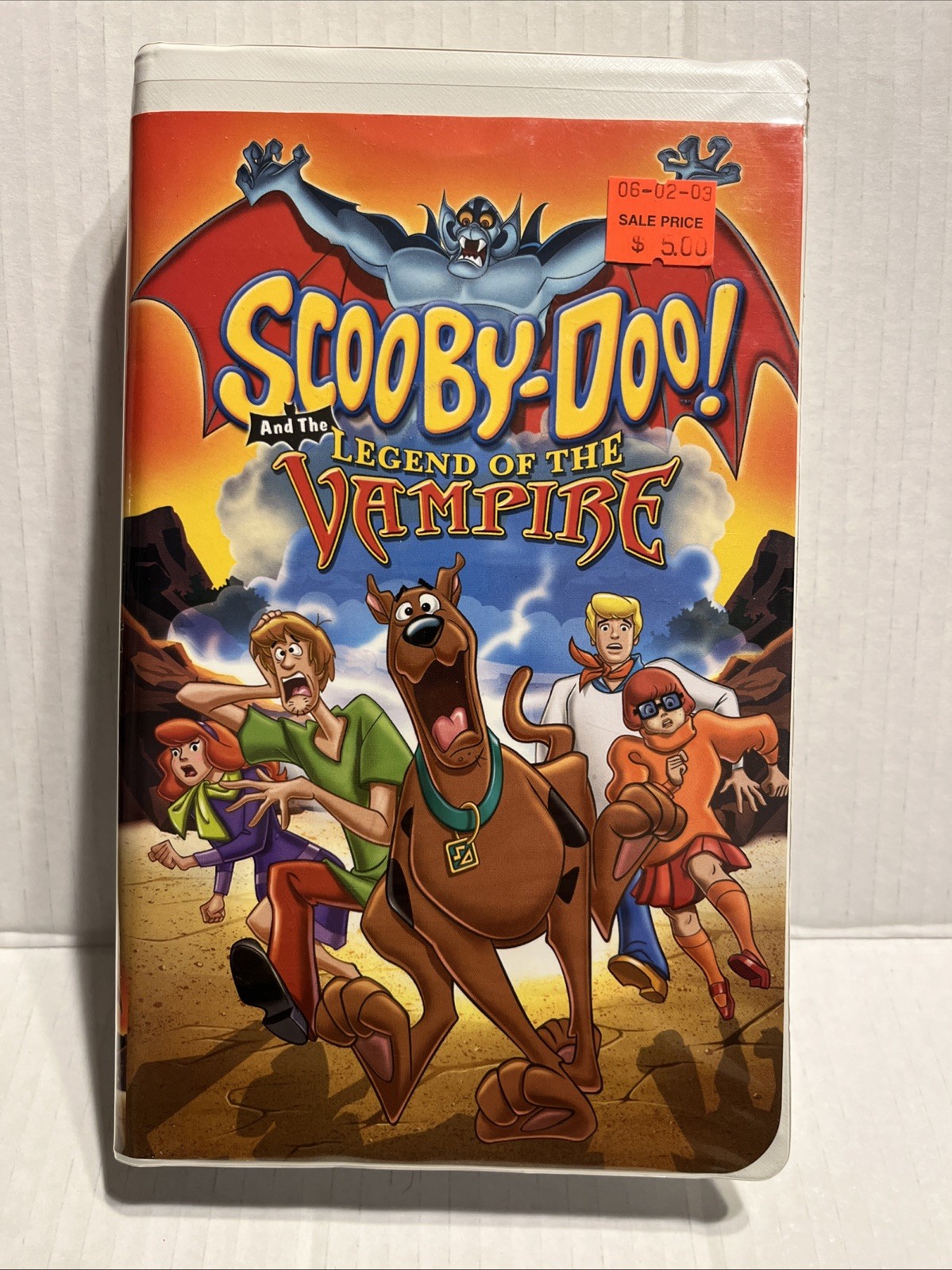 Scooby-Doo and the Legend of the Vampire (VHS, 2003, Clam Shell)