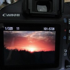 Canon EOS Rebel T3 Digital SLR Camera 12.2MP 18-55mm IS II Lens 16GB SD Bag