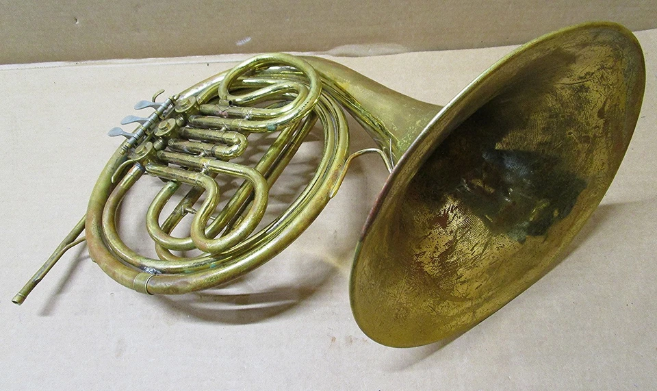 ¡Cuerno francés vintage King Cleveland único F! ¡Estuche Conn incluido! NoResrv! Foto 4 de 4