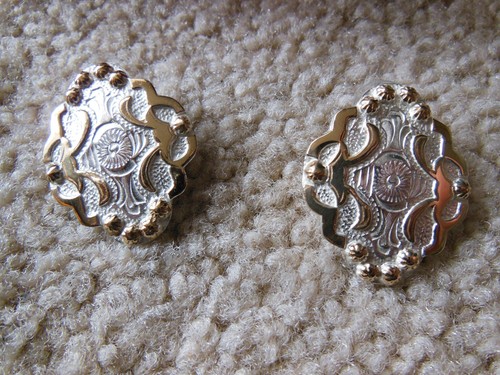 EQUESTRIAN WESTERN JUSTIN SILVER PIERCED EARRINGS - Picture 3 of 4