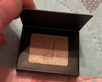 Freematic Doucce Highlighter Shade GLISTEN Mini Size 0.10 oz (3.4g) New