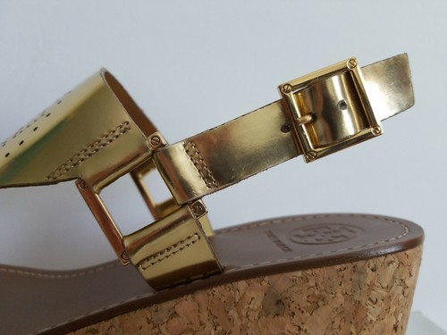 TORY BURCH LANDON GOLD LOGO CORK WEDGE BUCKLE THONGS US 11 I LOVE SHOES - Picture 5 of 8