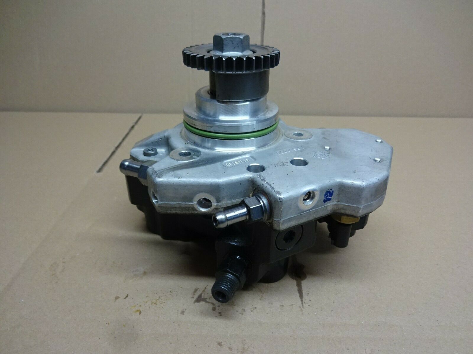 Mercedes-Benz Om642 Hochdruckpumpe A6420701301 Im Tausch online 