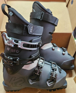 値下げ　未使用品 K2 BFC W 75 GW <2023モデル>黒 女性用 値下げ 未使用品 K2 BFC W 75 GW <2023モデル>黒 女性用 B.F.C. W