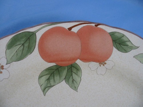 Mikasa Country Classic Fruit Panorama, Round Buffet Platter 12 Inch - Picture 7 of 7