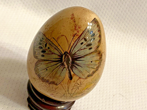 Collector Egg Figure Faberage Style with Butterfly and Stand - Picture 2 of 9