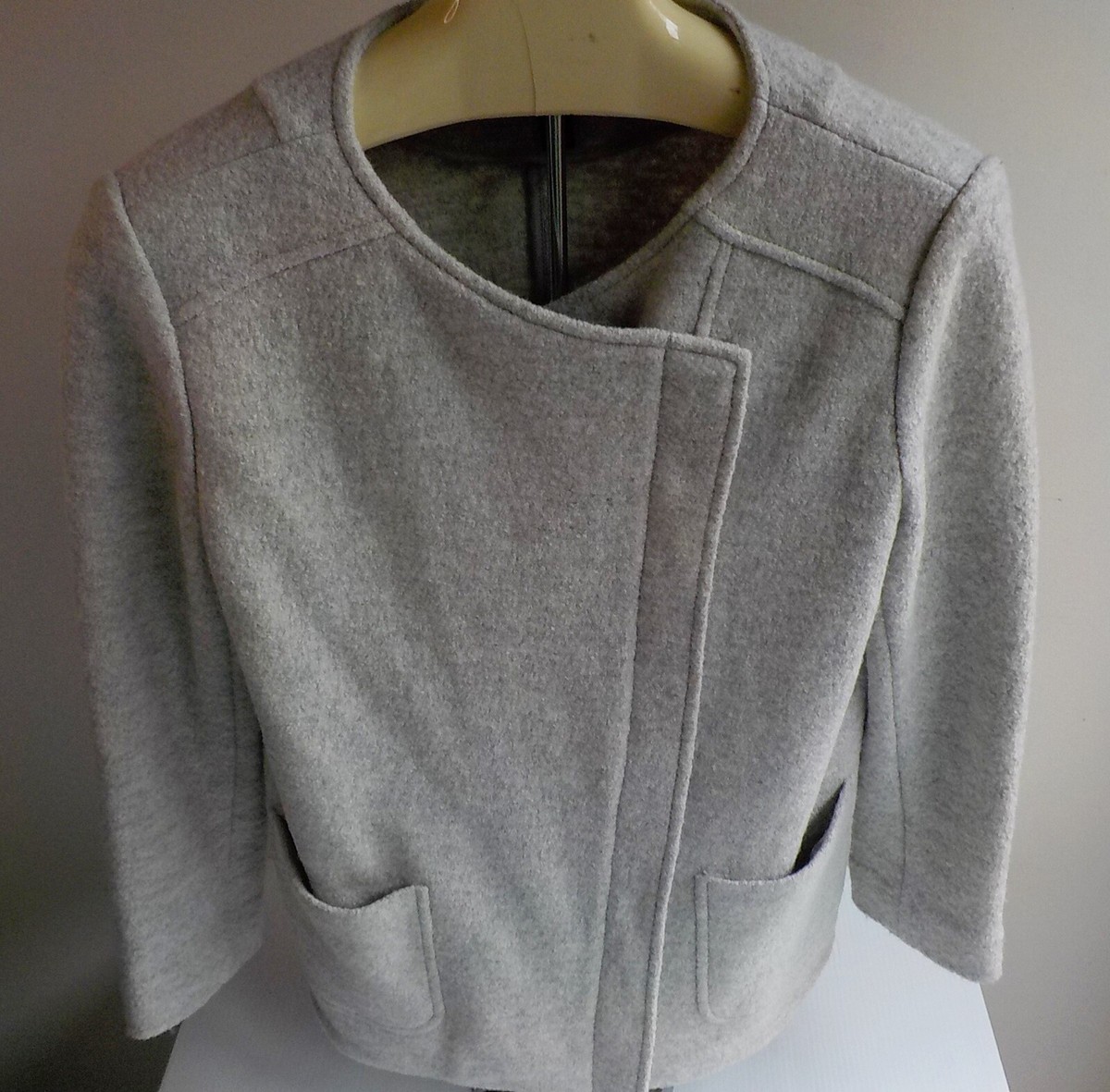BANANA REPUBLIC SZ 8 Wool Blend Asymmetrical Zipper Front