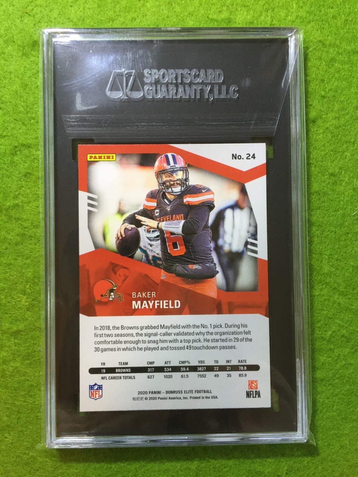 BAKER MAYFIELD RAZZLE DAZZLE PRIZM CARD GRADED SGC 9.5 BROWNS 2020 Elite  SSP