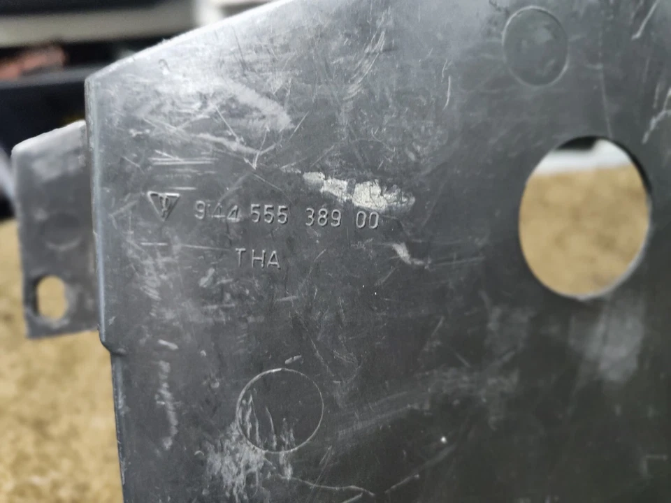 Tampa traseira compartimento de bagagem Porsche 924 944 968 (1985-1995) - Imagem 3 de 3