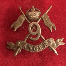 9th Queen's Royal Lancers cap badge Kings Crown White Metal