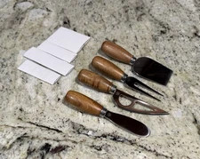 The PAMPERED CHEF Cheese / Charcuterie Knife Set - set of 4 Knives