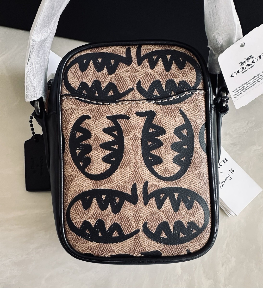 COACH 1941 　ディラン　ショルダーバッグ Coach 1941 Signature Dylan 10 Rexy by Guang Yu Crossbody