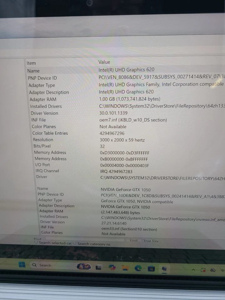 Microsoft Surface Book 2 i7-8650U 1,9 GHz 8 GB Ram 256 GB SSD Win 11 Pro GeForce Foto 3 de 4