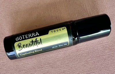 dōTERRA BEAUTIFUL Captivating Blend 15ml Roll On NEW SEALED Exp 01/2026
