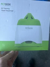 PetGeek Automatic Treat Dispensing IQ Training Dispenser Memory Training