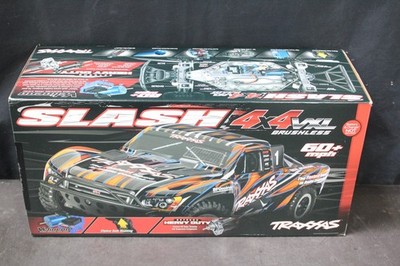 TRAXXAS 68386-4 SLASH 4WD BRUSHLESS SCT  890