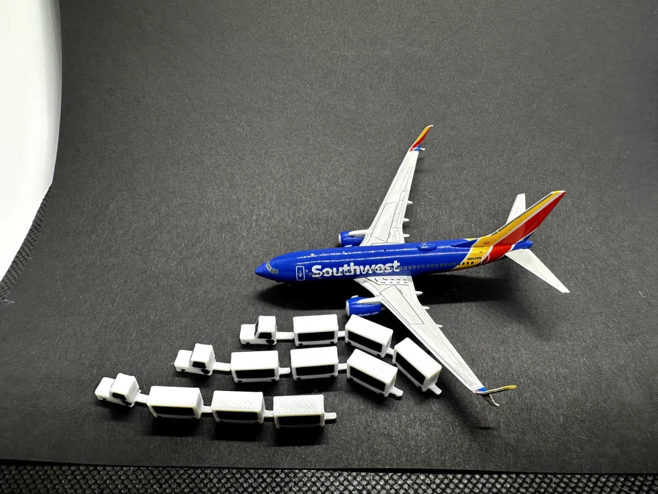 Carros de equipaje negros de aeropuerto premium escala 1/400 para modelos Gemini Jets/NG Foto 3 de 3