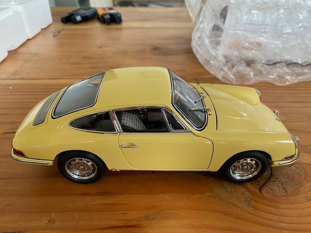 ポルシェミュージアム特注 1/18 911 カレラ RS 1964 イエロー CMC 1/18 | SUPER RARE | Porsche 901 1964 Sportcoupe Yellow M-067A