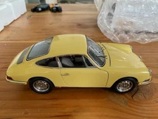 CMC 1/18 | SUPER RARE | Porsche 901 1964 Sportcoupe Yellow M-067A | ORIGINAL BOX