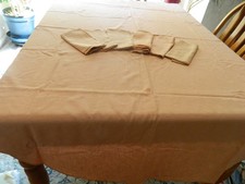 L-26 NWOT SALMON COLORED OVAL TABLECLOTH  6 MATCHING NAPKINS