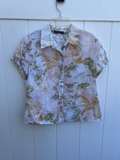 Caribbean Joe Women’s Floral Short Sleeve Button Up Textured Petite PM