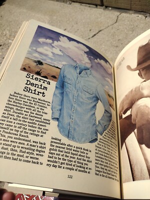 Banana Republic Guide to Travel & Safari Clothing Mel Ziegler HC