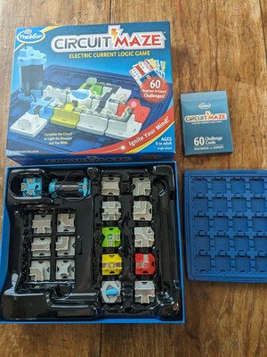 Think Fun Circuit Maze Logic Game 2015 Electric Current Building Brainteaser 1x