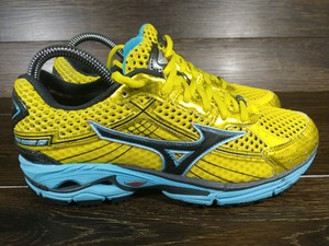 mizuno running a4 yellow